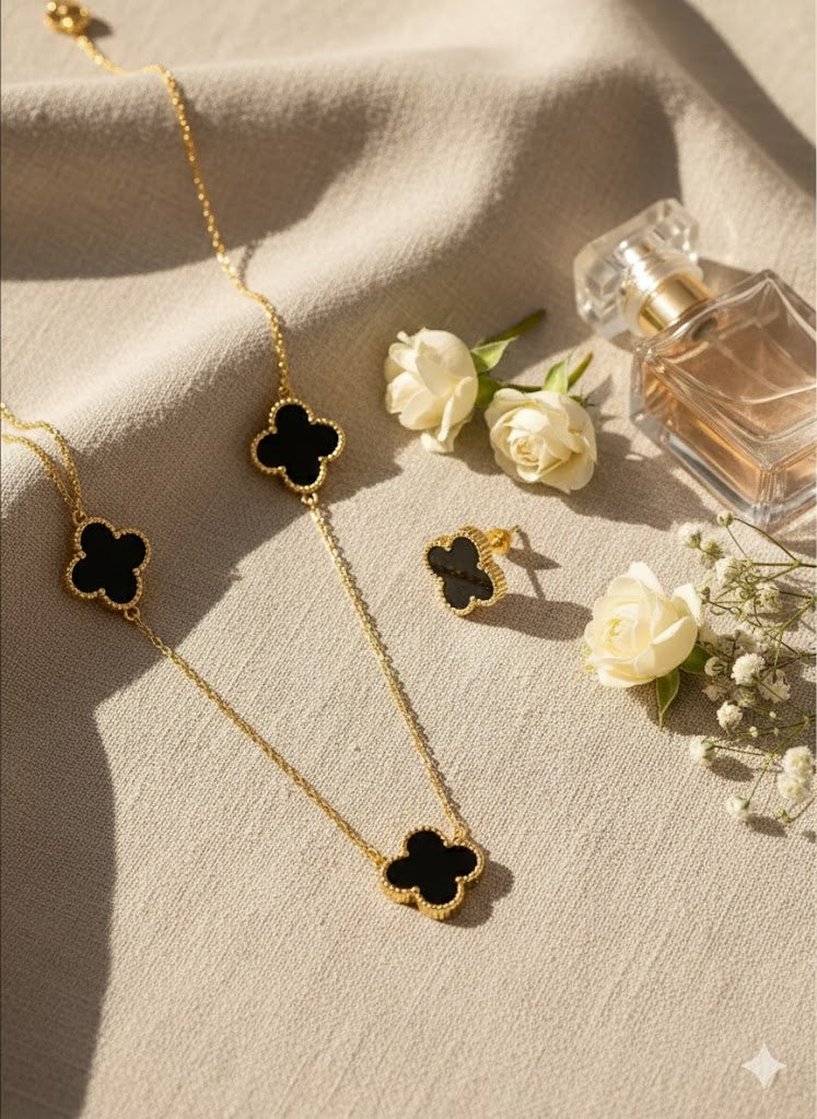 Black Clover Zircon Pendant